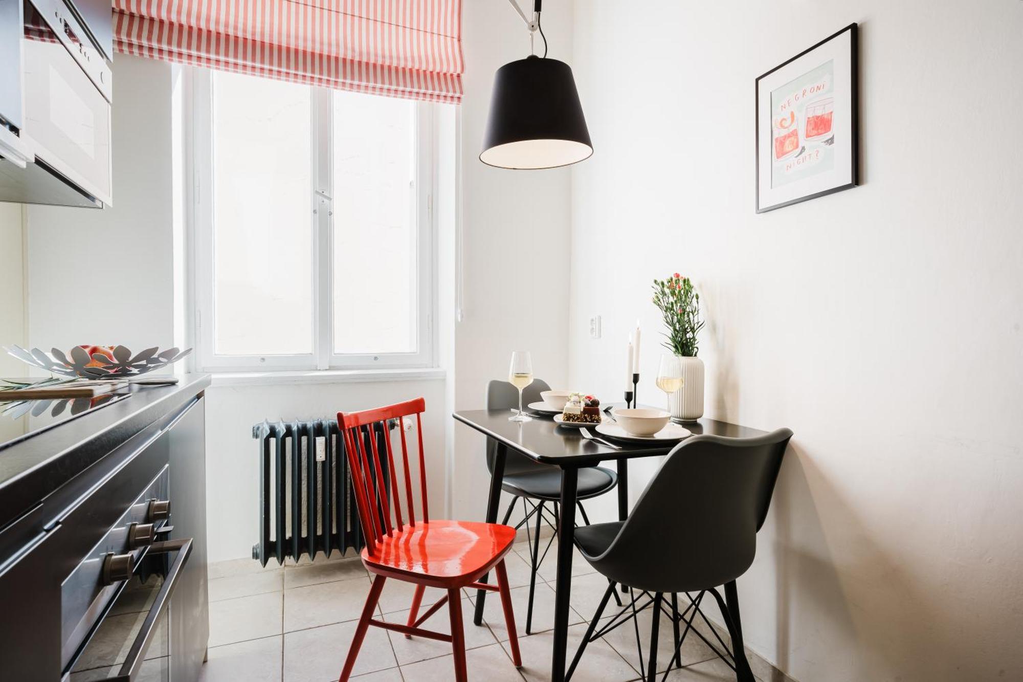Days - 1bdr - Workspace - Netflix - New Town Apartamento *